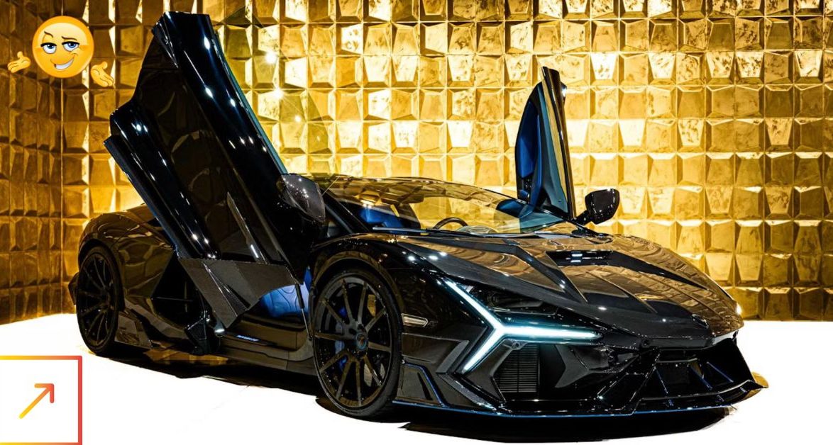 Lamborghini Revuelto